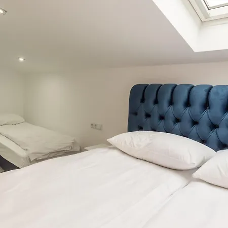 Seaman's House Burgas Stad