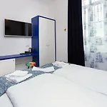 Apartment Seaman's House *