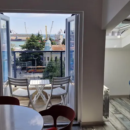 Seaman's House Бургас