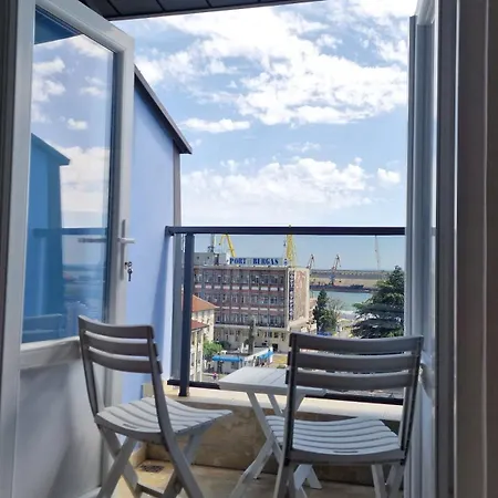 Апартаменты Seaman's House Бургас