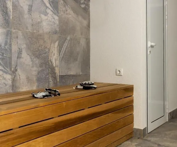 Daire Seaman's House *